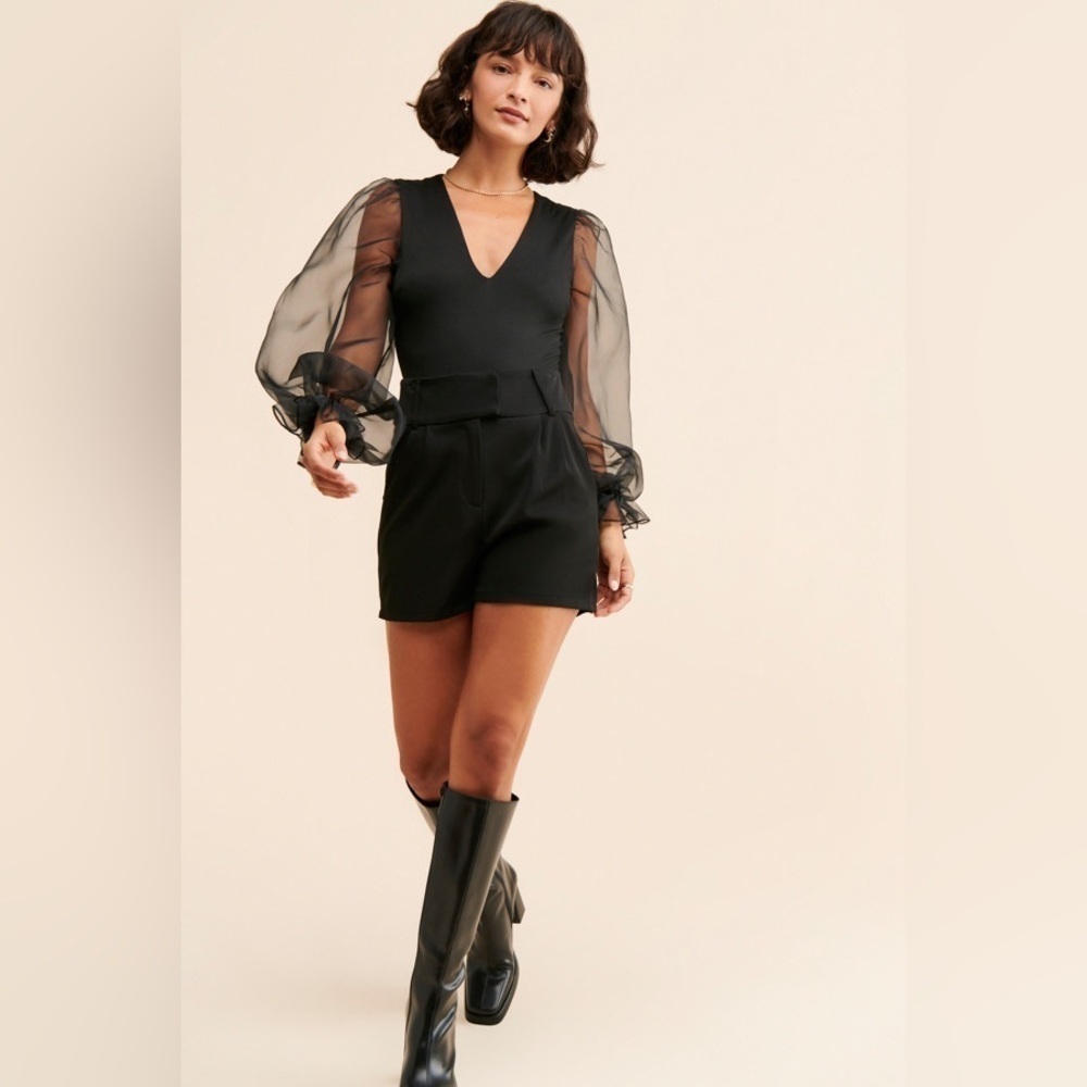 HUTCH Black Puff Sleeve V Neck Bodysuit Size Medium VGUC - Picture 2 of 10